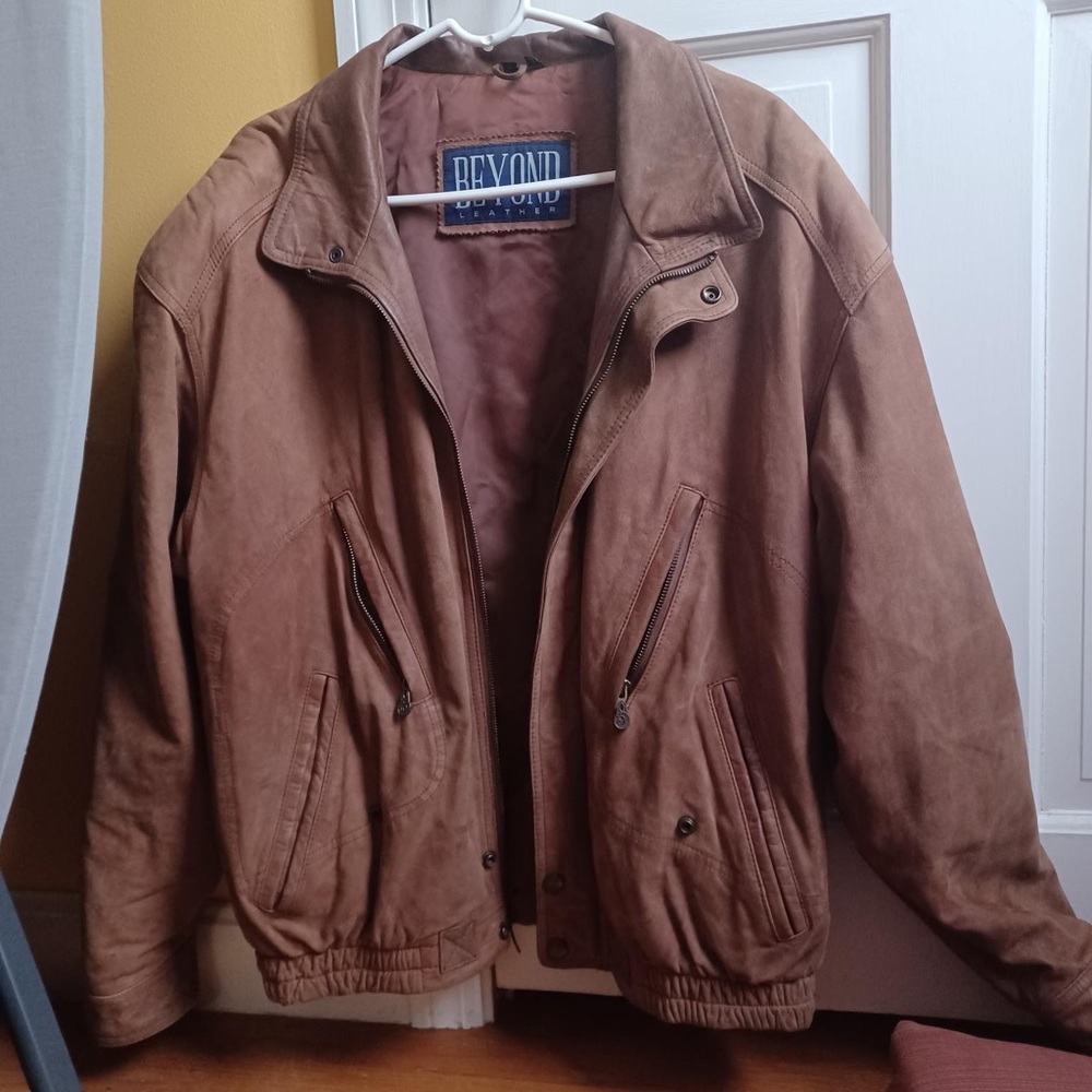 Men’s leather jacket, large